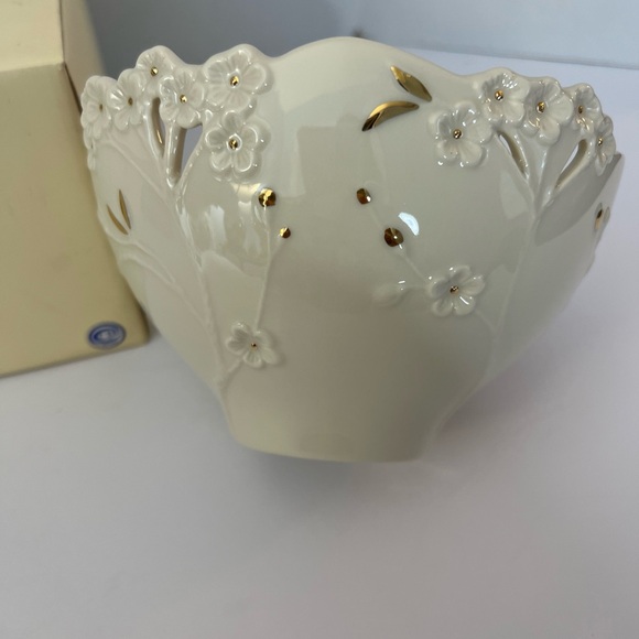 Lenox Cherry Blossom Medium Bowl Porcelain With Gold Accents New With Box - Picture 5 of 12